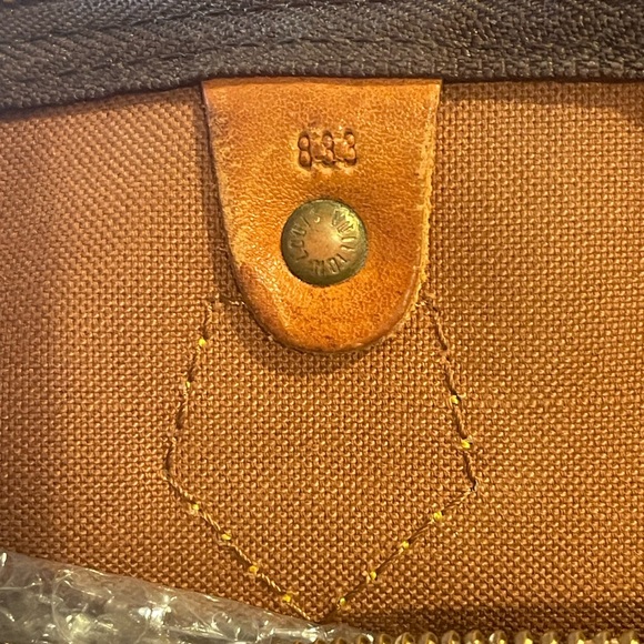 Authentic - Louis Vuitton Monogram Speedy 35 Handbag - firm on price - Picture 15 of 15